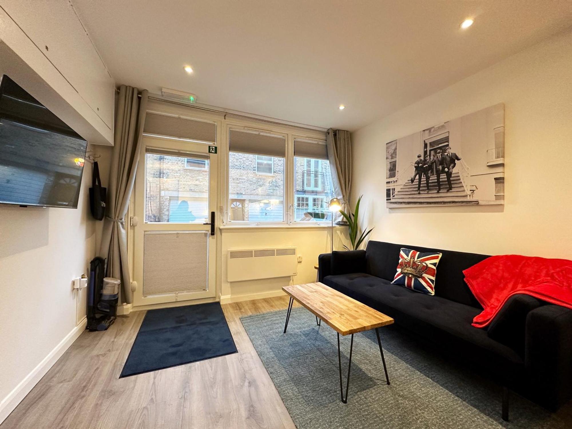 Kensington Studio Hosted By Airoperate Near Notting Hill - 1 Double Bed , 1 Sofa Bed, Ground Floor Apartment Via Private Entrance London Eksteriør billede